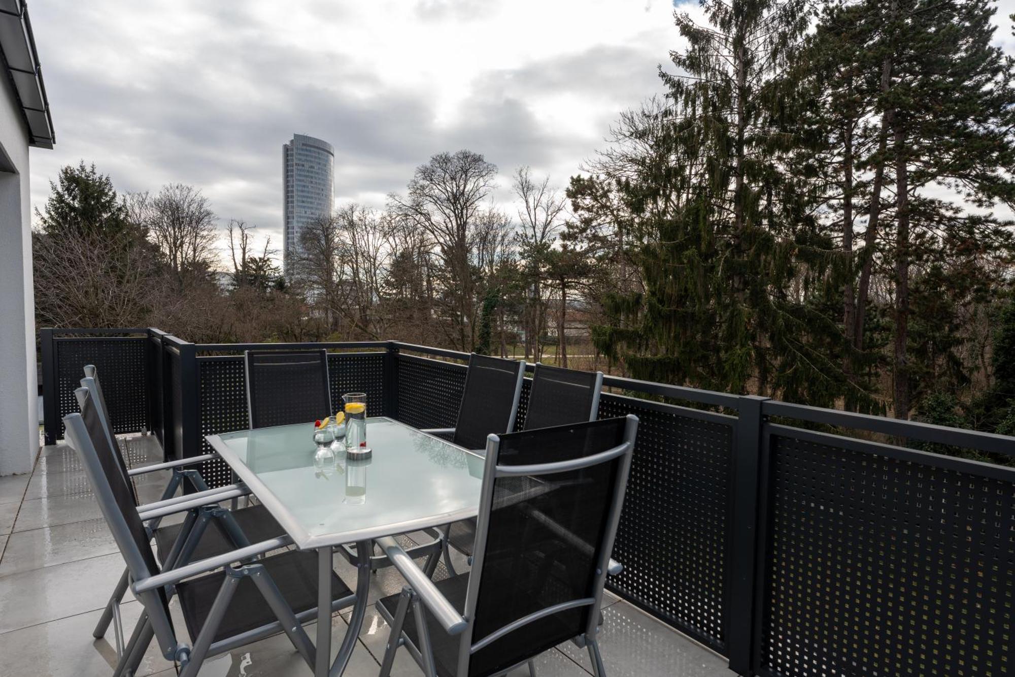 Apartmán Noblenest: Terrasse - Netflix - Kaffee