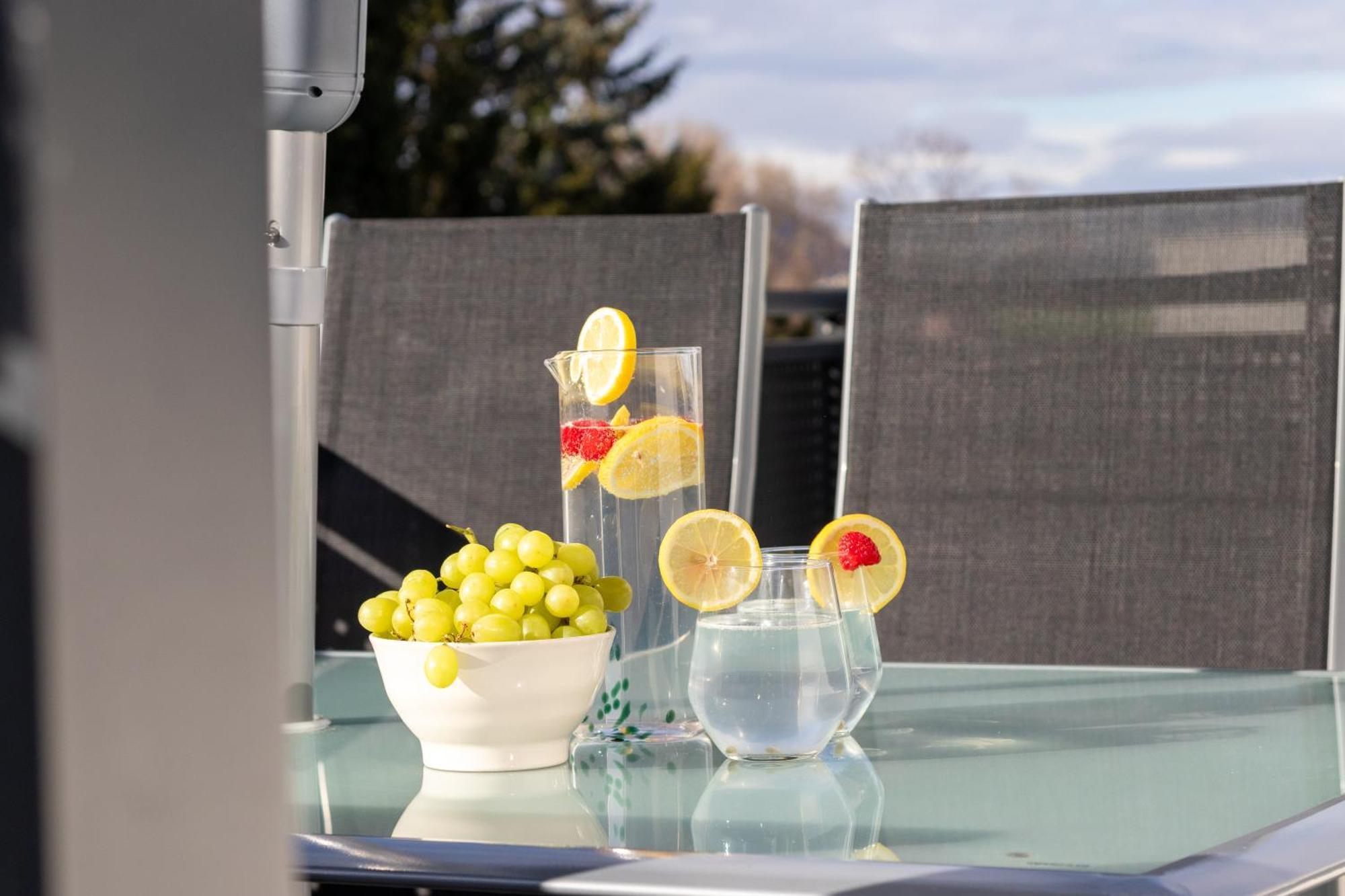 Apartmán Noblenest: Terrasse - Netflix - Kaffee